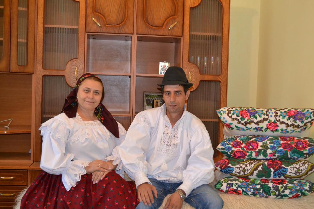 Pensiunea Malinul Bîrsana Esterno foto