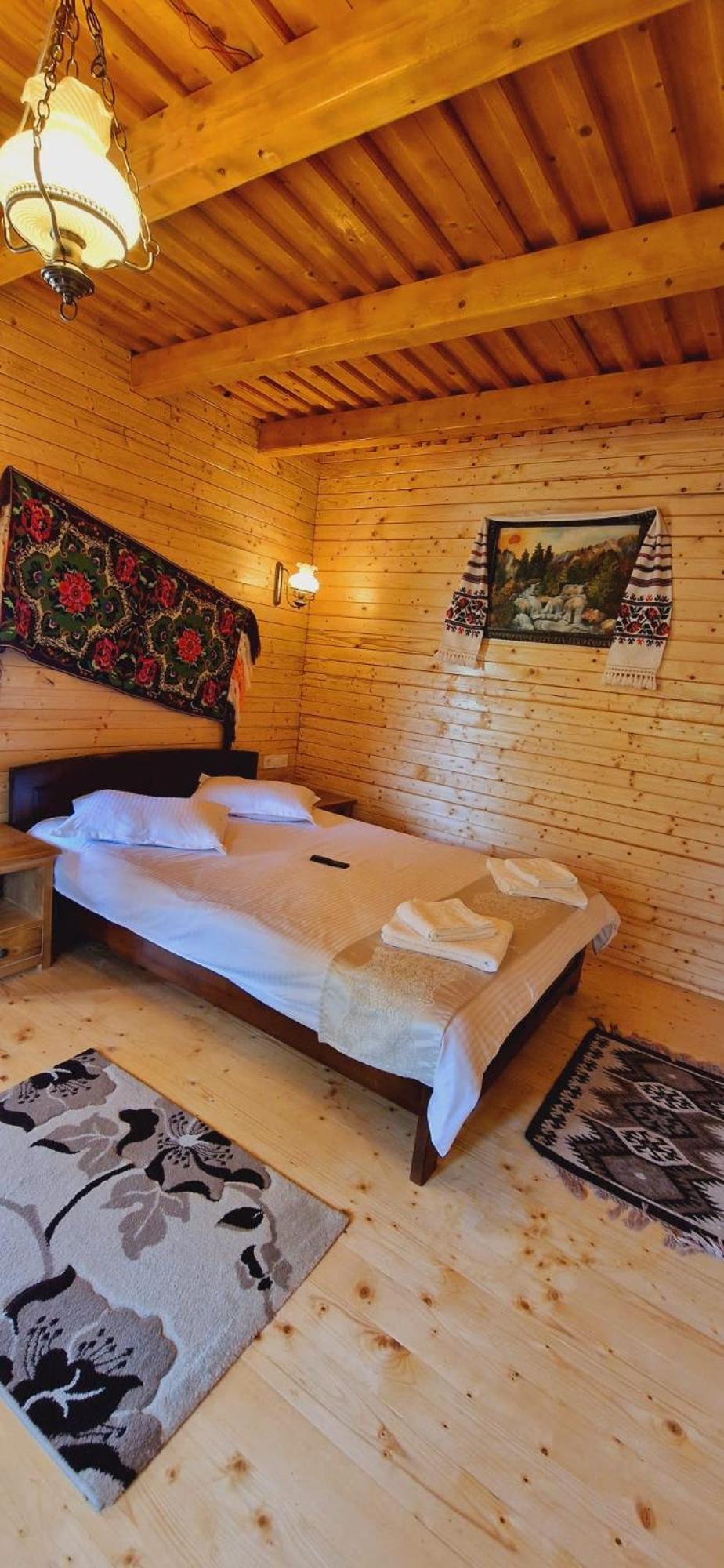 Pensiunea Malinul Bîrsana Camera foto