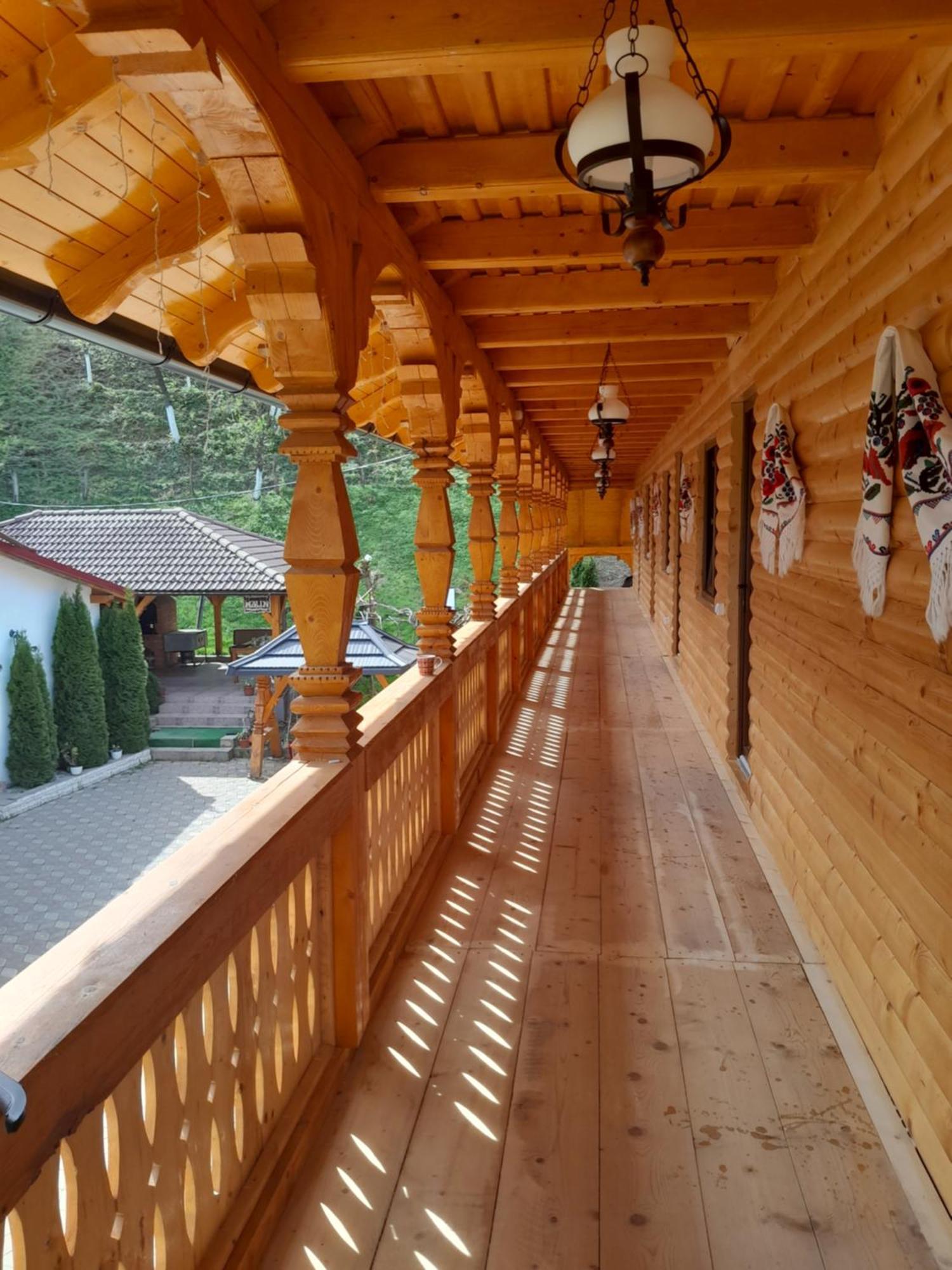 Pensiunea Malinul Bîrsana Esterno foto